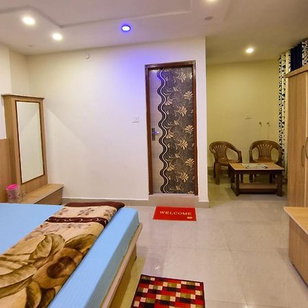 Mohan Home Stay 댈하우지 외부 사진