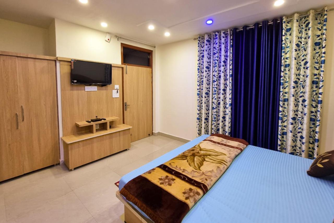 Mohan Home Stay 댈하우지 외부 사진